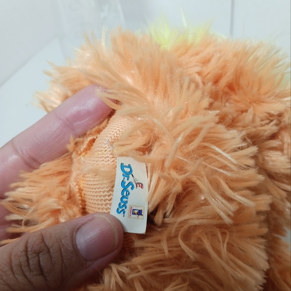 Dr. Seuss Manhattan Toy Hand Puppet Lorax 2002  Plush Stuffed Animal - Picture 9 of 12